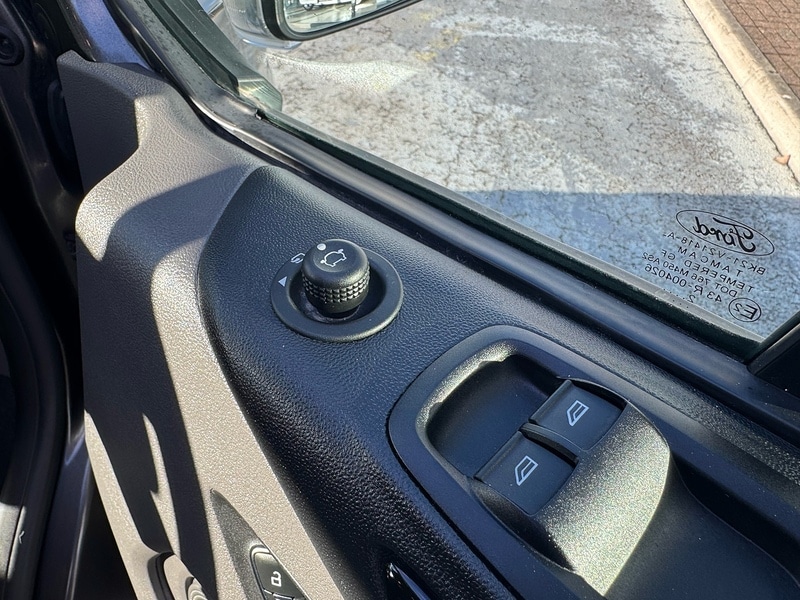 Used Ford Transit Custom 2022 for sale - 76628550: Photo 41