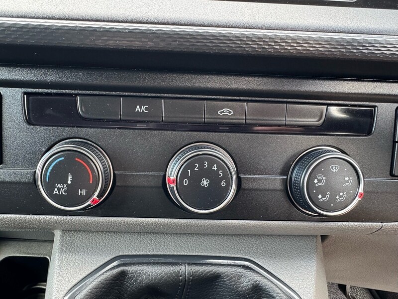 Used Volkswagen Transporter 2022 for sale - 78107326: Photo 22