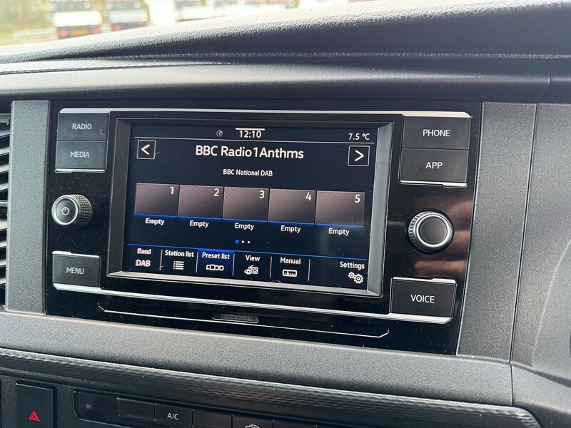 Used Volkswagen Transporter 2022 for sale - 78107326: Photo 31