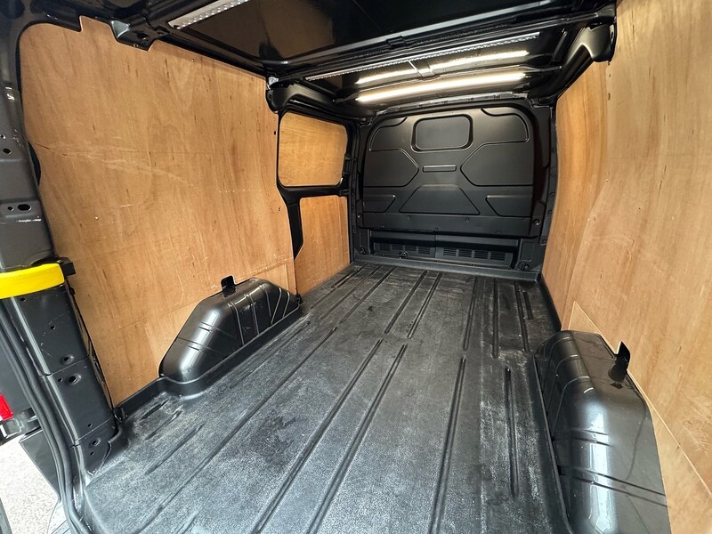 Used Ford Transit Custom 2024 for sale - 76532199: Photo 10