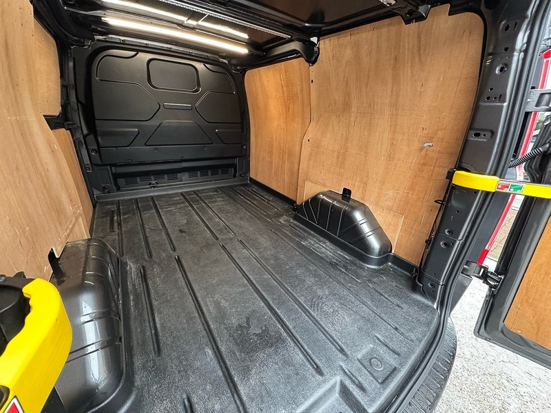 Used Ford Transit Custom 2024 for sale - 76532199: Photo 11