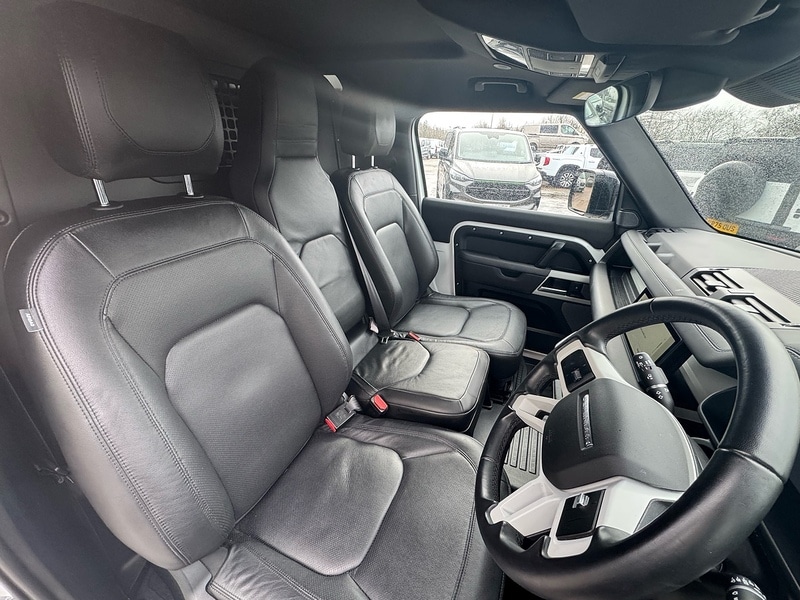 Used Land Rover Defender 2024 for sale - 77288702: Photo 13