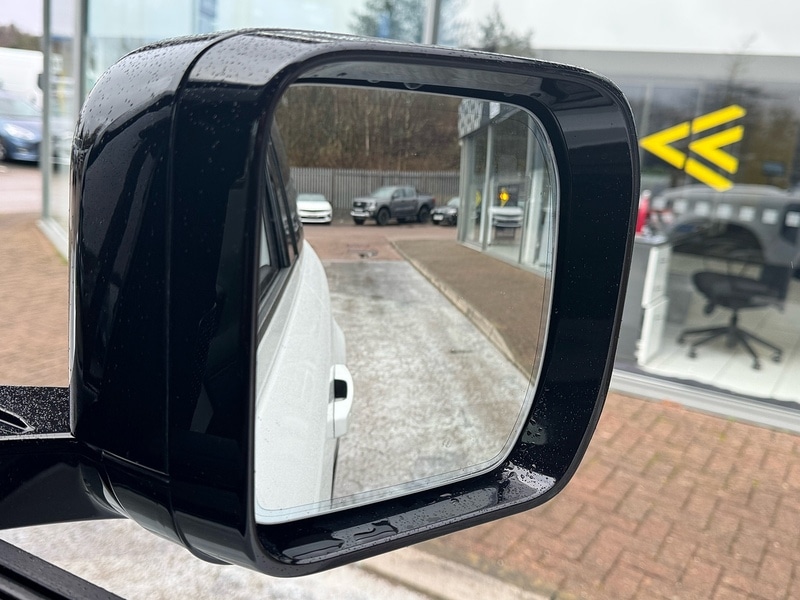 Used Land Rover Defender 2024 for sale - 77288702: Photo 33