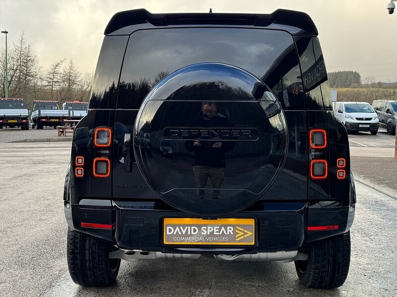 Used Land Rover Defender 90 2025 for sale - 76896500: Photo 13