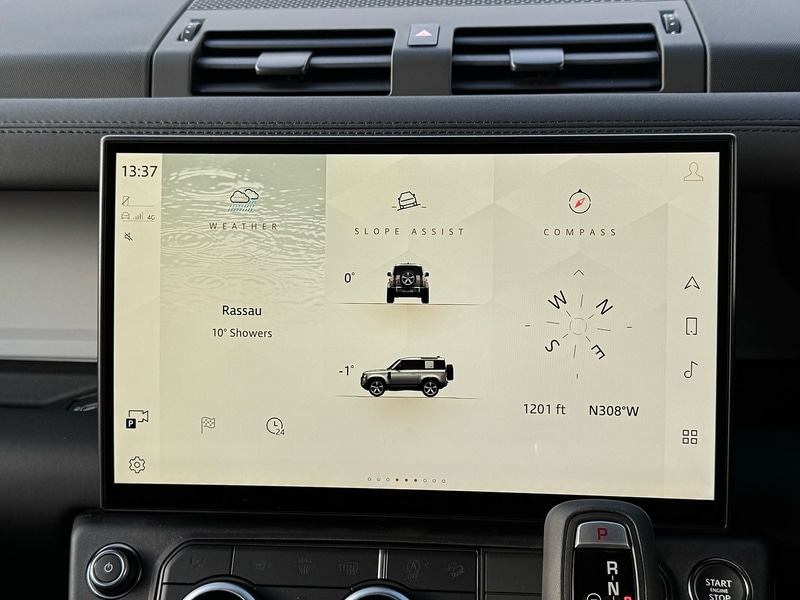 Used Land Rover Defender 90 2025 for sale - 76896500: Photo 25