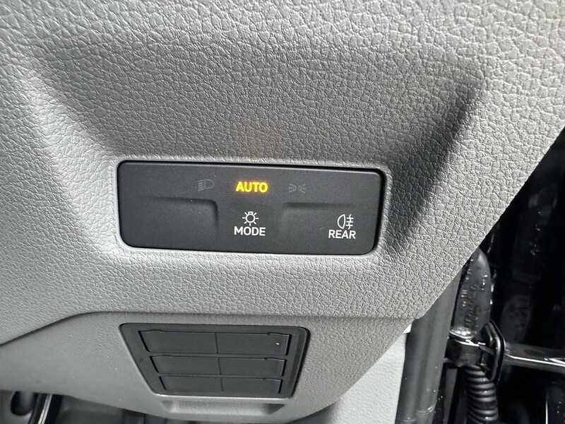 Used Volkswagen Crafter for sale - 77937406: Photo 28