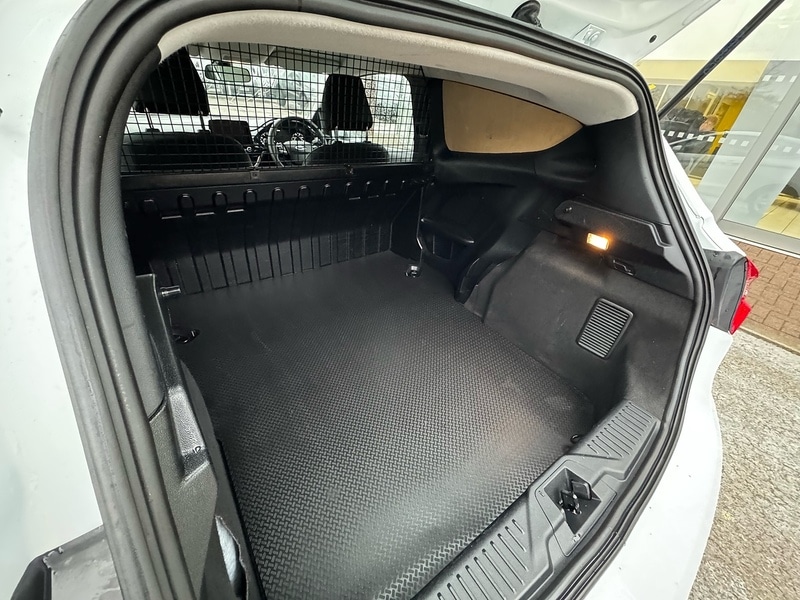 Used Ford Fiesta 2021 for sale - 76510371: Photo 8