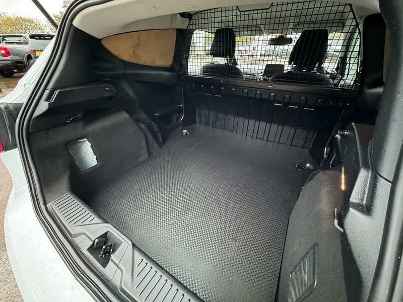 Used Ford Fiesta 2021 for sale - 76510371: Photo 9