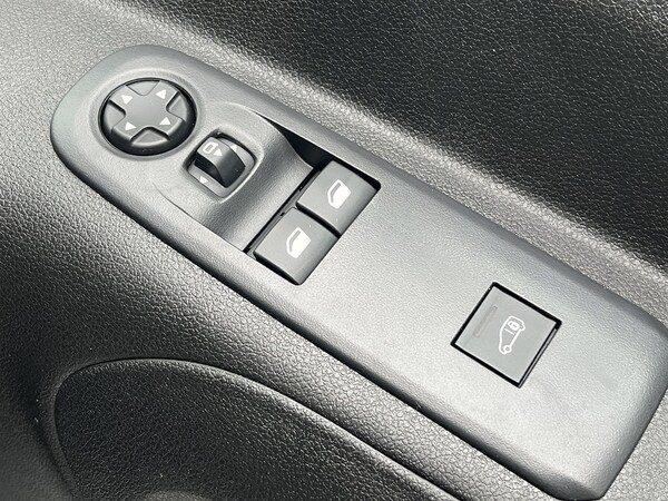 Used Citroen Berlingo 2024 for sale - 76193902: Photo 21