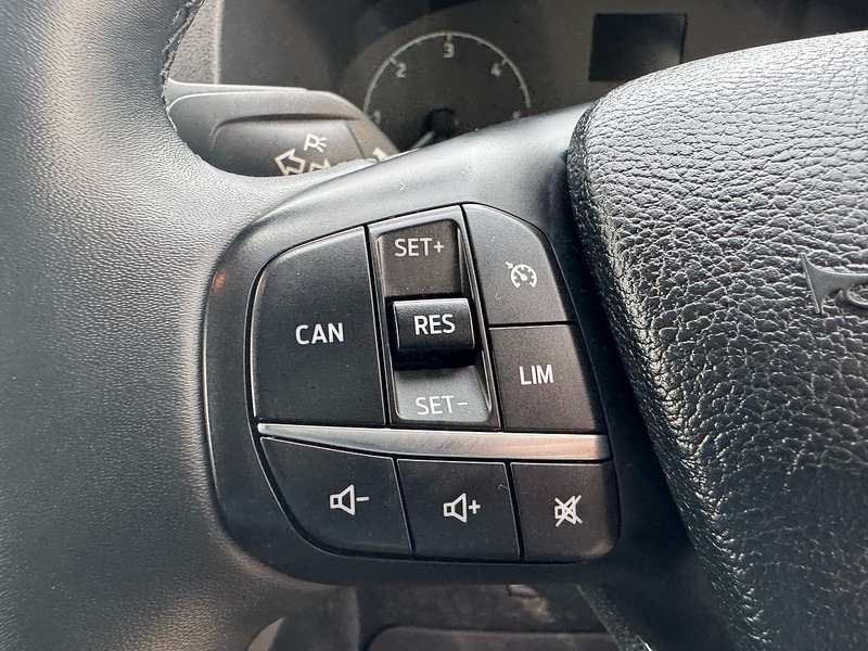 Used Ford Transit Custom 2024 for sale - 77200868: Photo 28