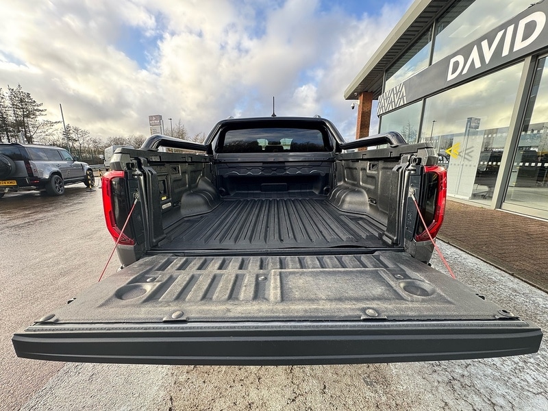 Used Volkswagen Amarok 2024 for sale - 77622037: Photo 12