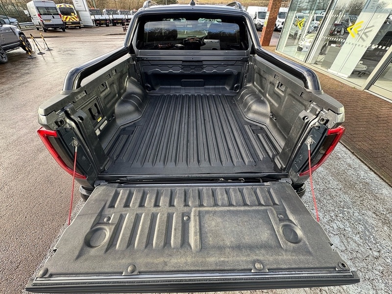 Used Volkswagen Amarok 2024 for sale - 77622037: Photo 14