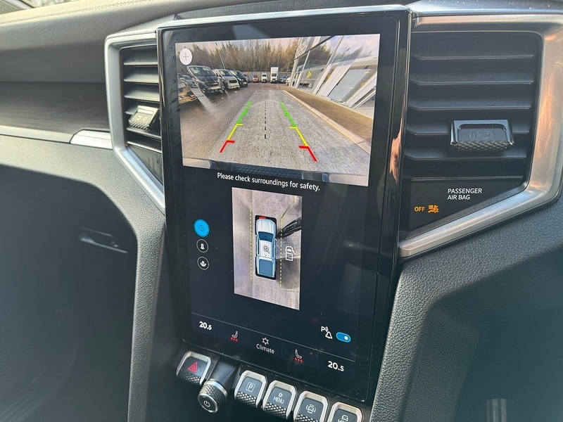 Used Volkswagen Amarok 2024 for sale - 77622037: Photo 17