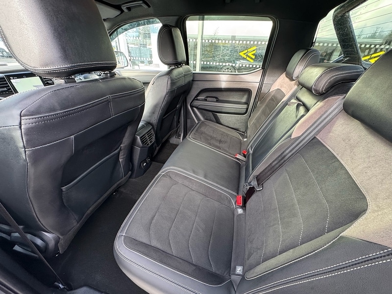 Used Volkswagen Amarok 2024 for sale - 77622037: Photo 25