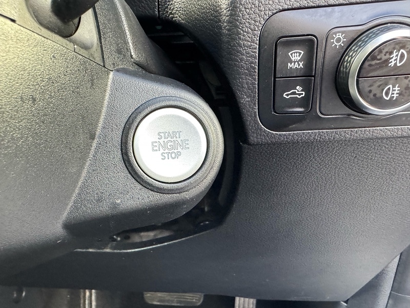 Used Volkswagen Amarok 2024 for sale - 77622037: Photo 34