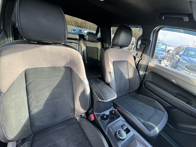 Used Volkswagen Amarok 2024 for sale - 77622037: Photo 40