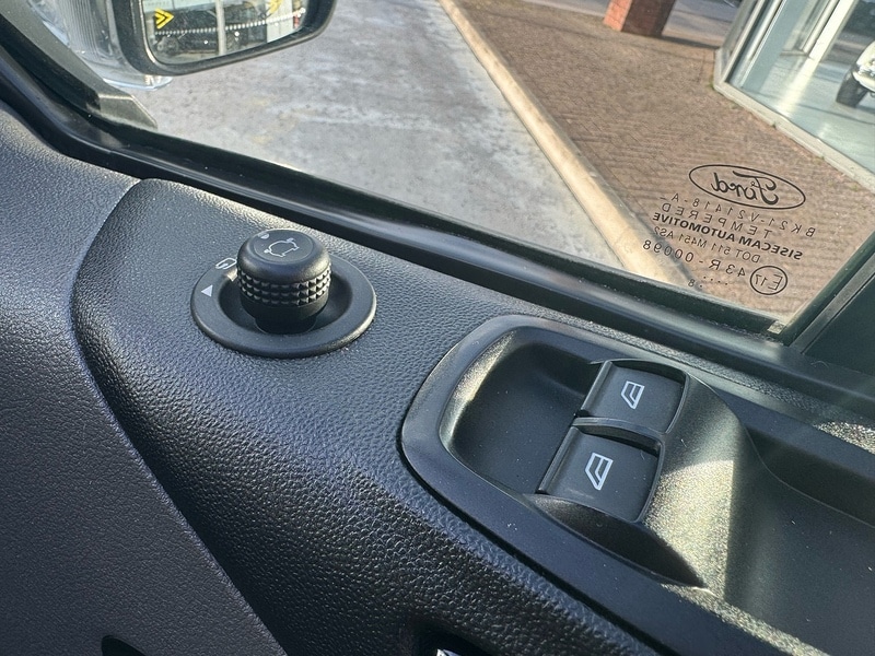 Used Ford Transit Custom 2018 for sale - 77655759: Photo 33