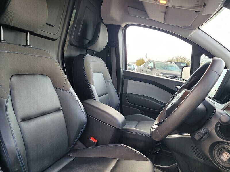 Used Nissan Other 2023 for sale - 76357036: Photo 29