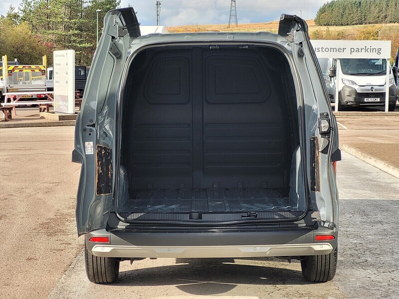 Used Nissan Other 2023 for sale - 76357036: Photo 47
