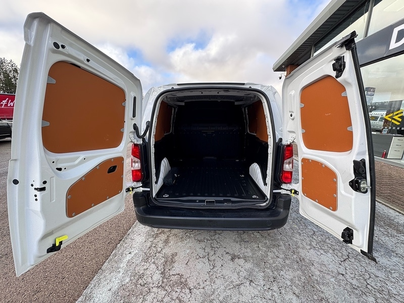 Used Toyota ProAce 2023 for sale - 77351172: Photo 15