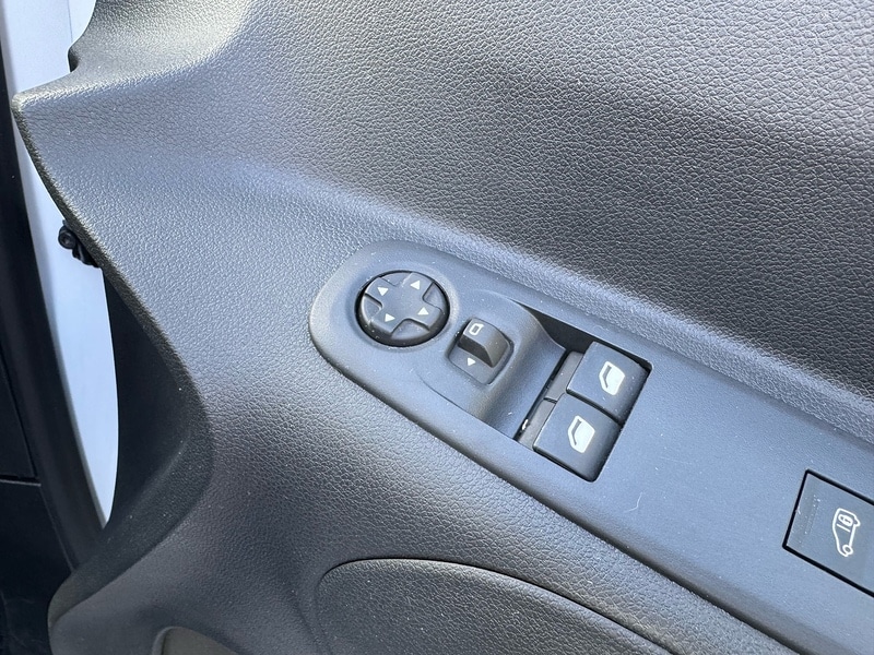 Used Toyota ProAce 2023 for sale - 77351172: Photo 29