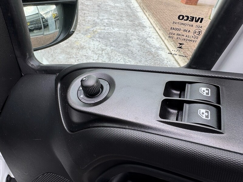 Used Iveco Daily for sale - 77437814: Photo 25