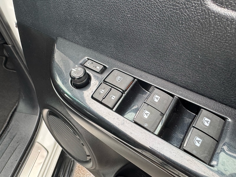 Used Toyota Hilux 2023 for sale - 77447049: Photo 27