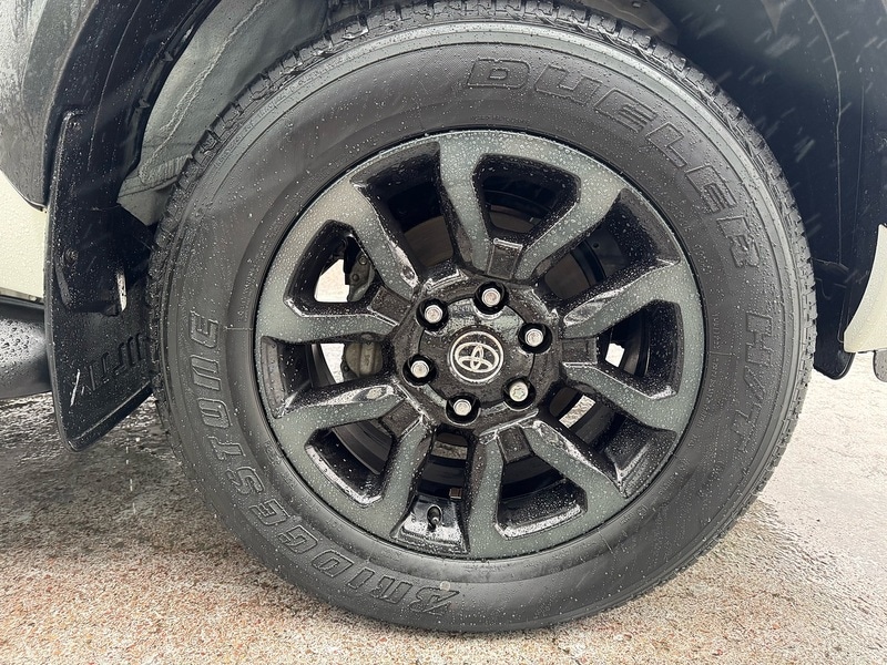 Used Toyota Hilux 2023 for sale - 77447049: Photo 38