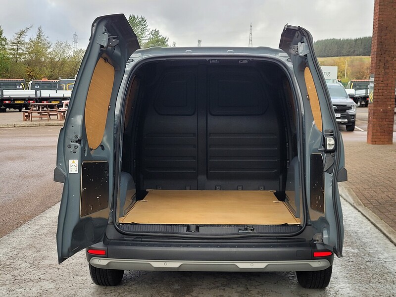 Used Nissan Other 2023 for sale - 76392301: Photo 36