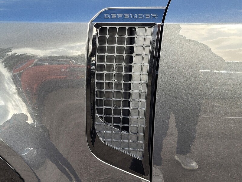 Used Land Rover Defender 2025 for sale - 77681345: Photo 20