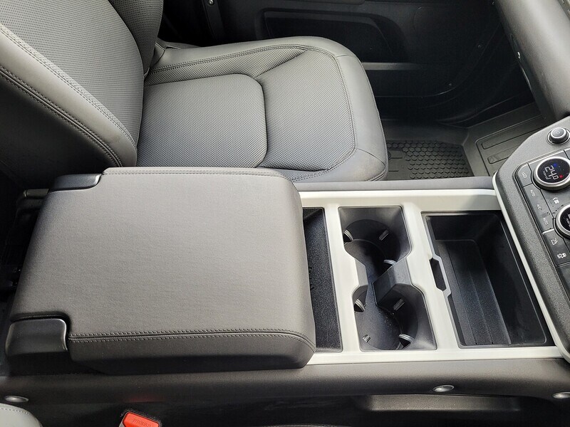 Used Land Rover Defender 2025 for sale - 77681345: Photo 35