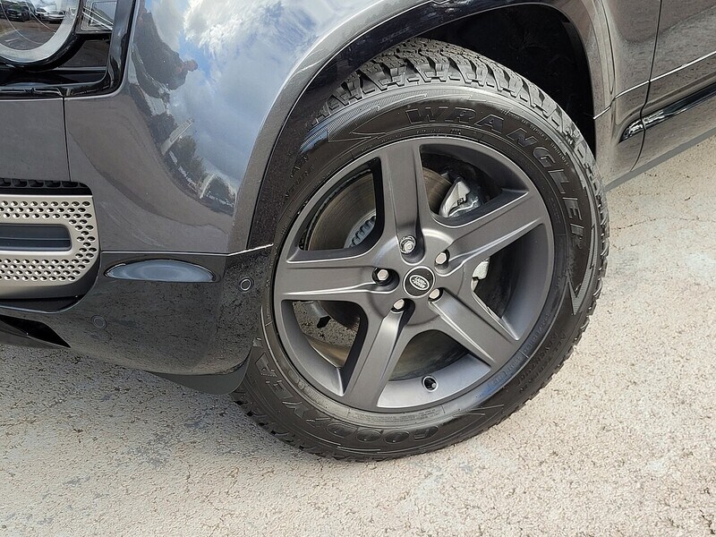 Used Land Rover Defender 2025 for sale - 77681345: Photo 45