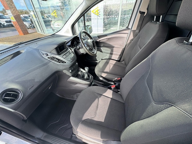 Used Ford Transit Courier 2023 for sale - 78197507: Photo 25