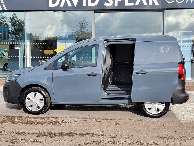 Used Nissan Other 2023 for sale - 76341103: Photo 17