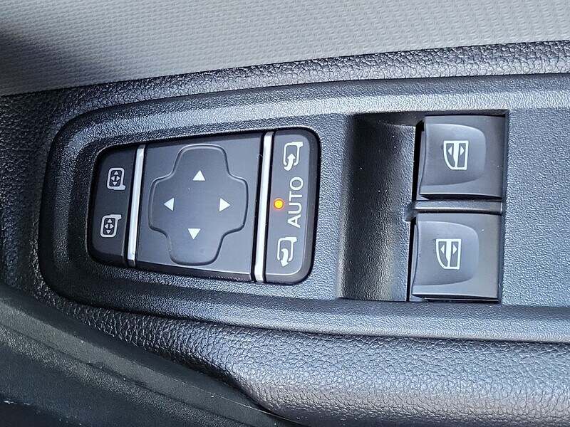 Used Nissan Other 2023 for sale - 76341103: Photo 37