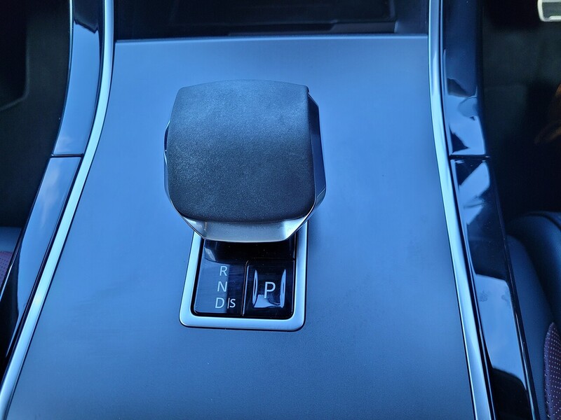 Used Land Rover Range Rover Velar 2023 for sale - 76712110: Photo 16