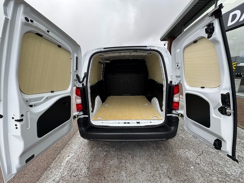 Used Peugeot Partner 2024 for sale - 76736442: Photo 9