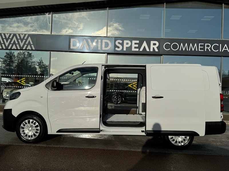 Used Toyota ProAce 2024 for sale - 77572346: Photo 25