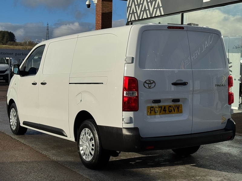 Used Toyota ProAce 2024 for sale - 77572346: Photo 5