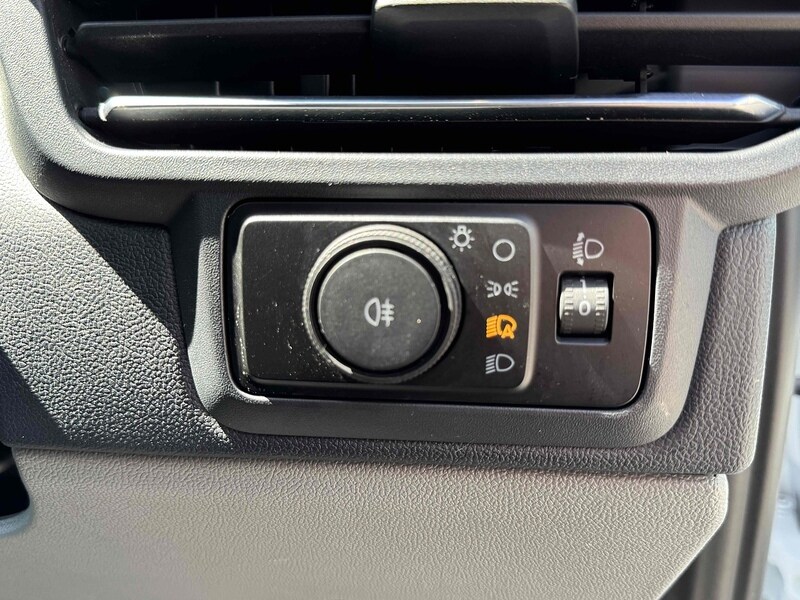 Vehicle 33