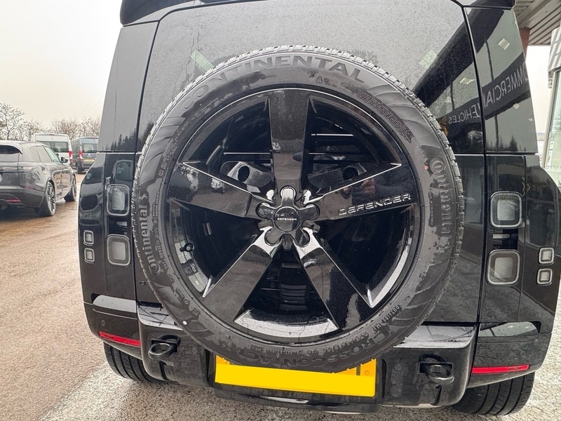 Used Land Rover Defender 2025 for sale - 76973974: Photo 16