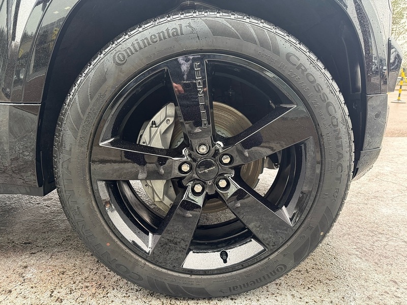 Used Land Rover Defender 2025 for sale - 76973974: Photo 26