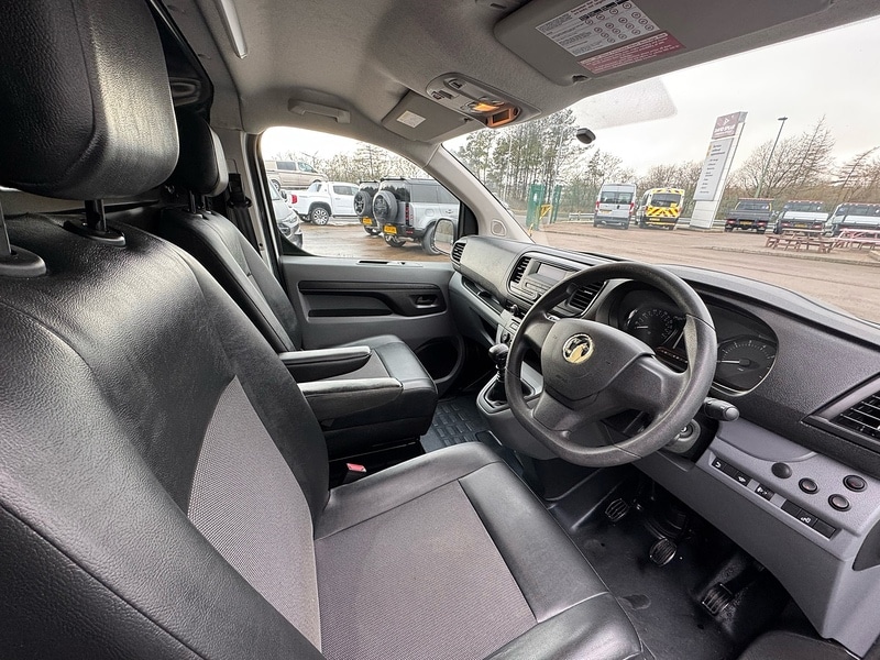Used Vauxhall Vivaro 2019 for sale - 77437864: Photo 13