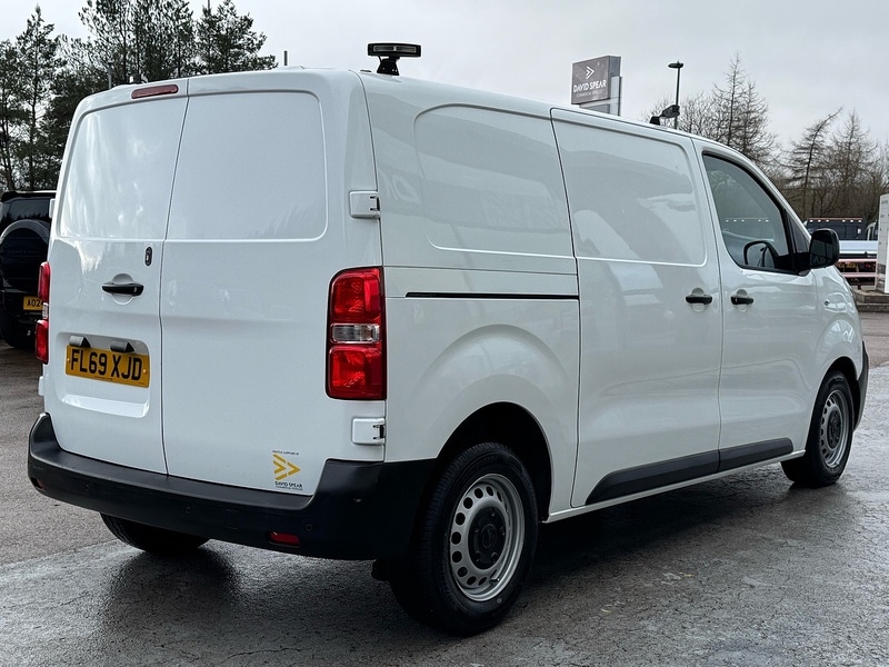 Used Vauxhall Vivaro 2019 for sale - 77437864: Photo 2
