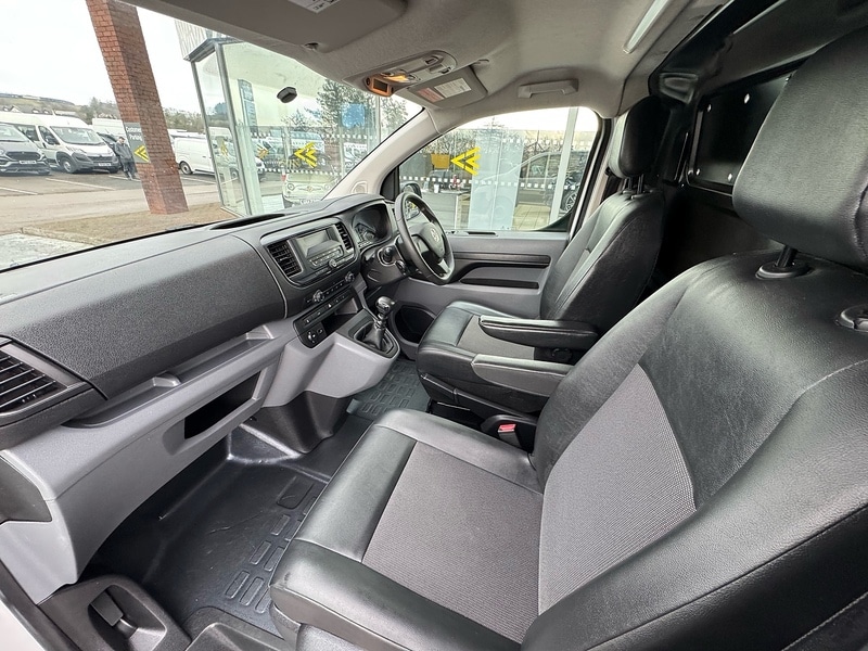 Used Vauxhall Vivaro 2019 for sale - 77437864: Photo 25