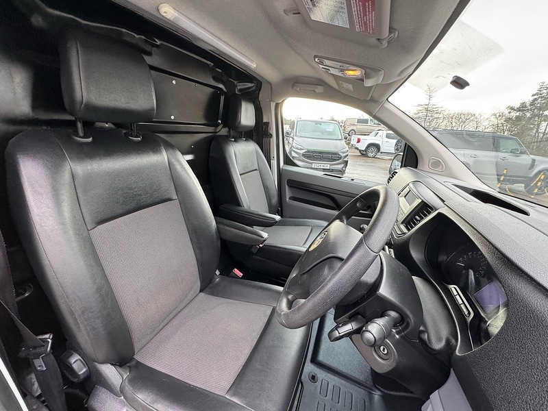 Used Vauxhall Vivaro 2019 for sale - 77437864: Photo 28