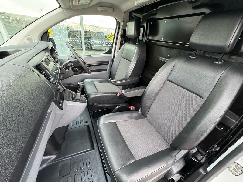 Used Vauxhall Vivaro 2019 for sale - 77437864: Photo 9