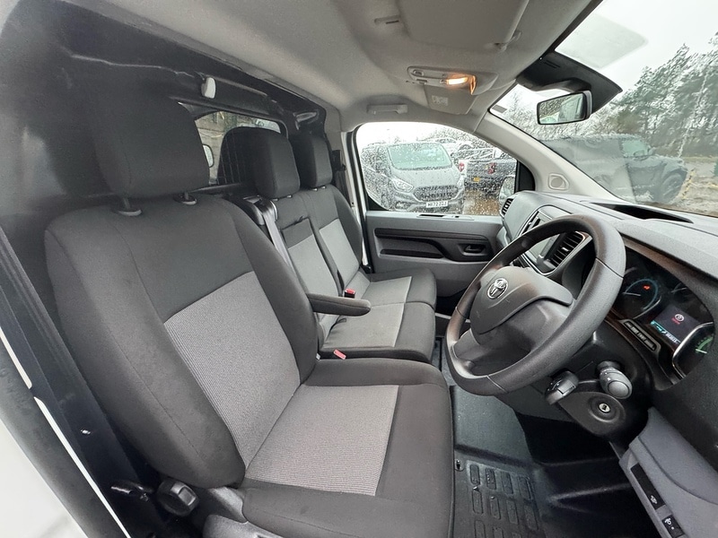 Used Toyota ProAce 2022 for sale - 76919741: Photo 31