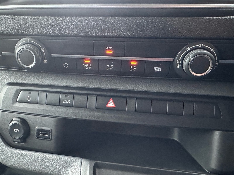 Used Toyota ProAce 2022 for sale - 76919741: Photo 32