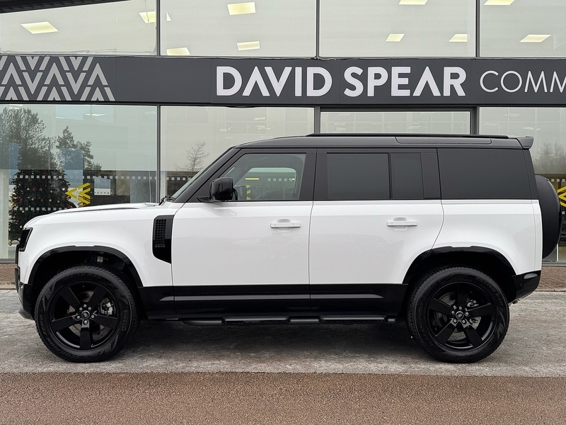 Used Land Rover Defender 110 2025 for sale - 77034298: Photo 17